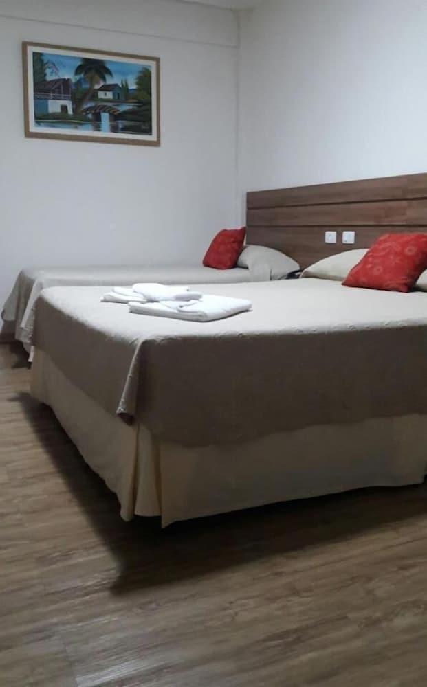 Hotel Metropolitan Кампо Гранде Екстериор снимка