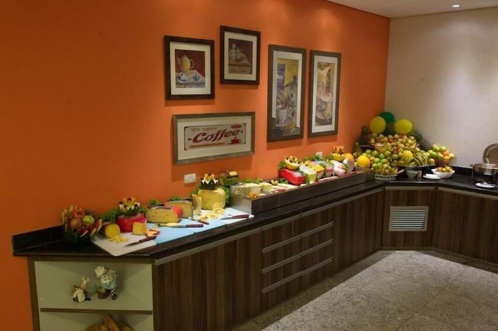 Hotel Metropolitan Кампо Гранде Екстериор снимка