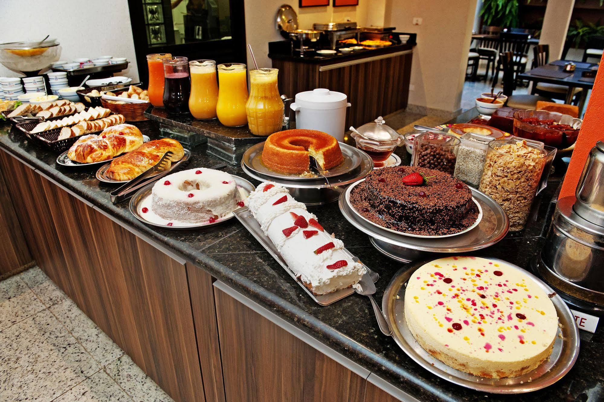 Hotel Metropolitan Кампо Гранде Екстериор снимка